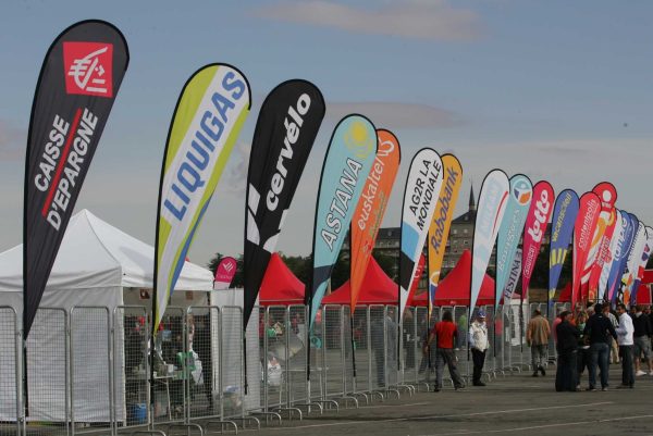 Event Teardrop Flag
